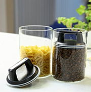 珈琲豆の保存に便利な「エアリデューサー」！余分な空気を抜いて酸化を防ぐガラス製の密閉容器
